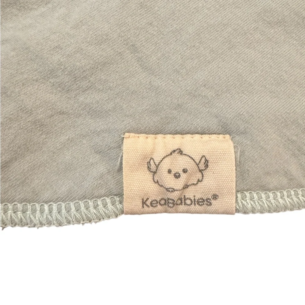 Babies’ Bibs & Hand Mitts. There Are 3 Different Bibs And 2 Pairs Of Hand Mitts.